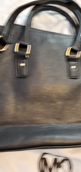 Mk purse - Picture 2 of 3